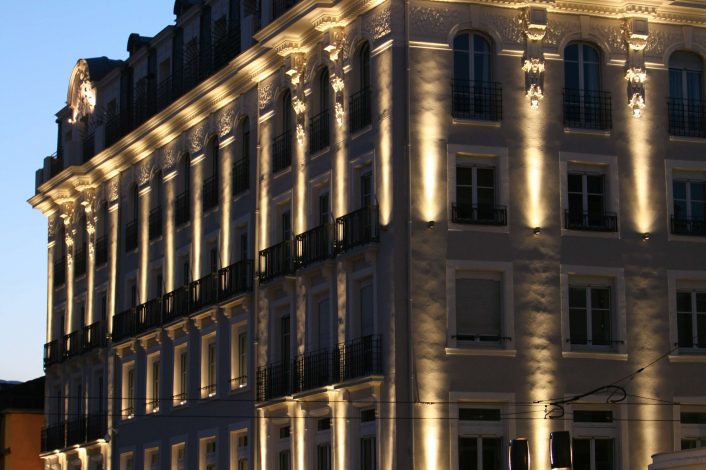 facade grand hotel 3