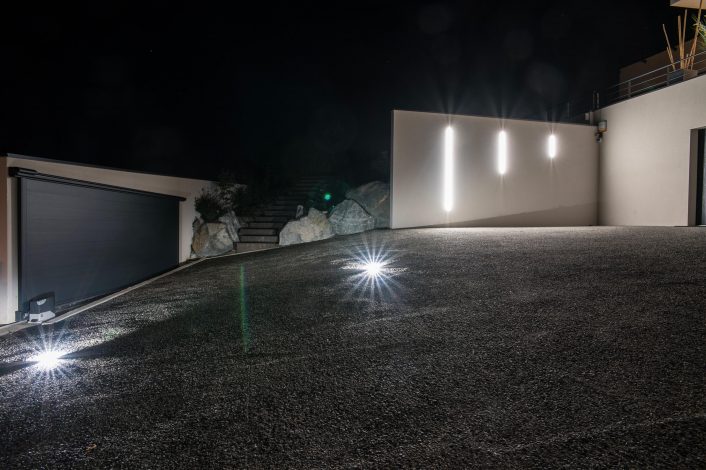 Chantier L'art en lumière par Hervé Porte maitre d'oeuvre Frantz Cazorla & ® Karine Joannet - Garage