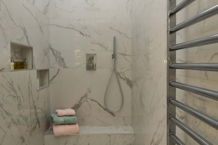 Chantier La Maison des merveilles par Amelie Domas & ® Karine Joannet - Salle de bain