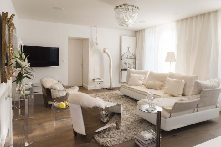 Chantier La Maison des merveilles par Amelie Domas & ® Karine Joannet - Salon